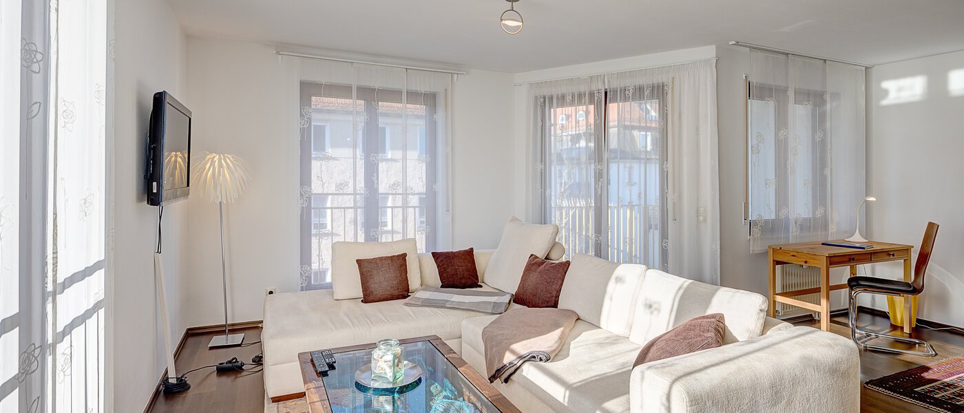 Lapos München Au-Haidhausen 02 Nappali 5059