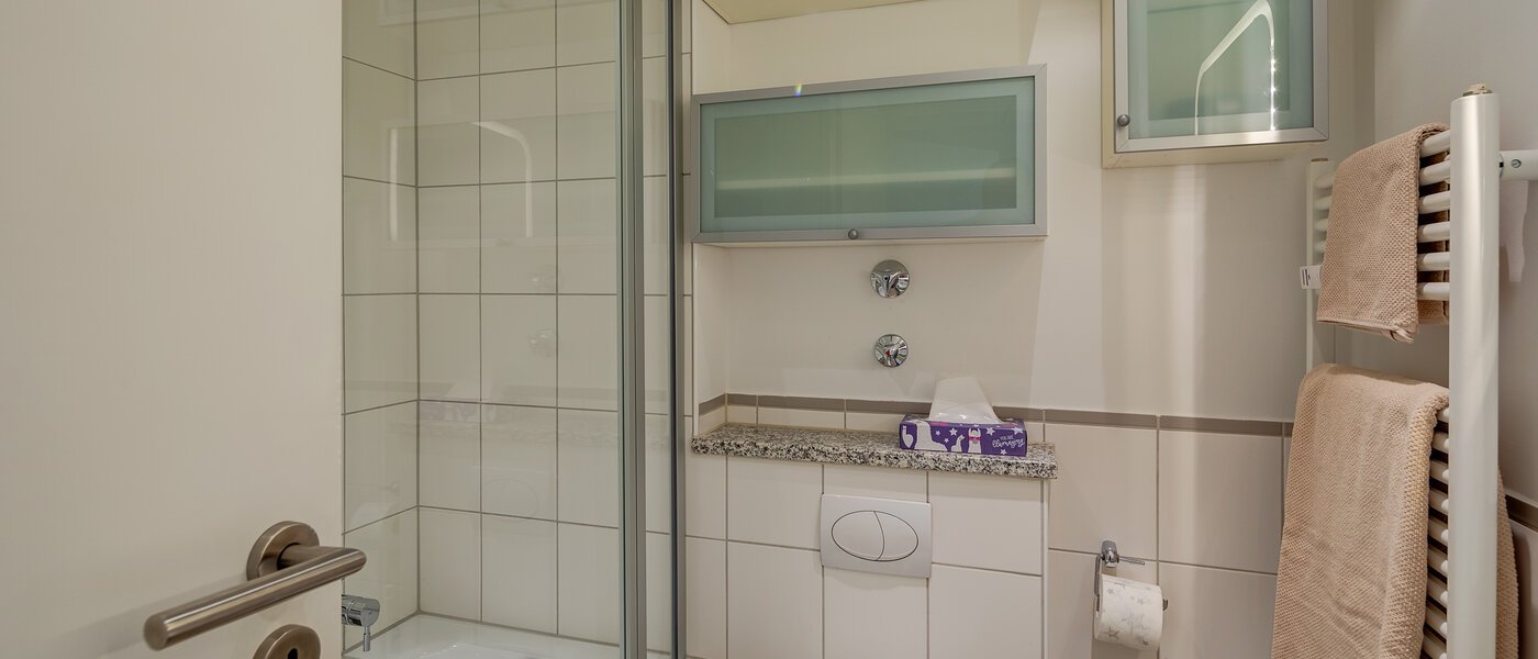 Ploché München Schwabing 02 Koupelna 5064