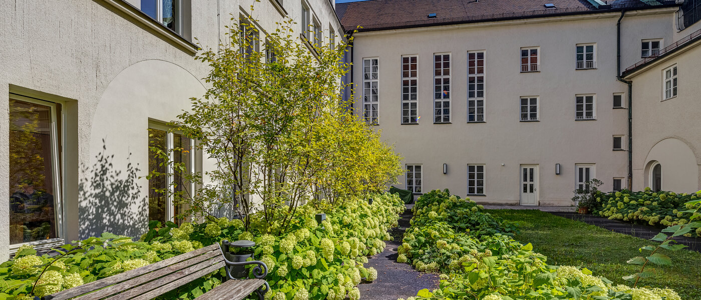 Düz München Lehel 03 İç avlu 5084