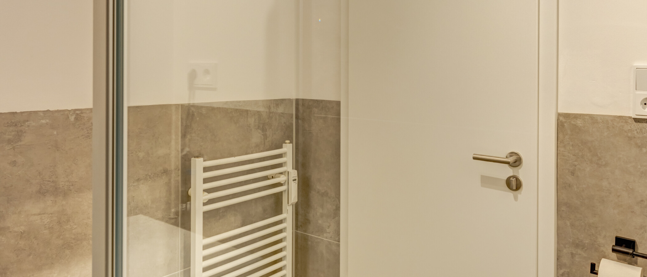 Apartamento com jardim München Solln 02 Casa de banho 515