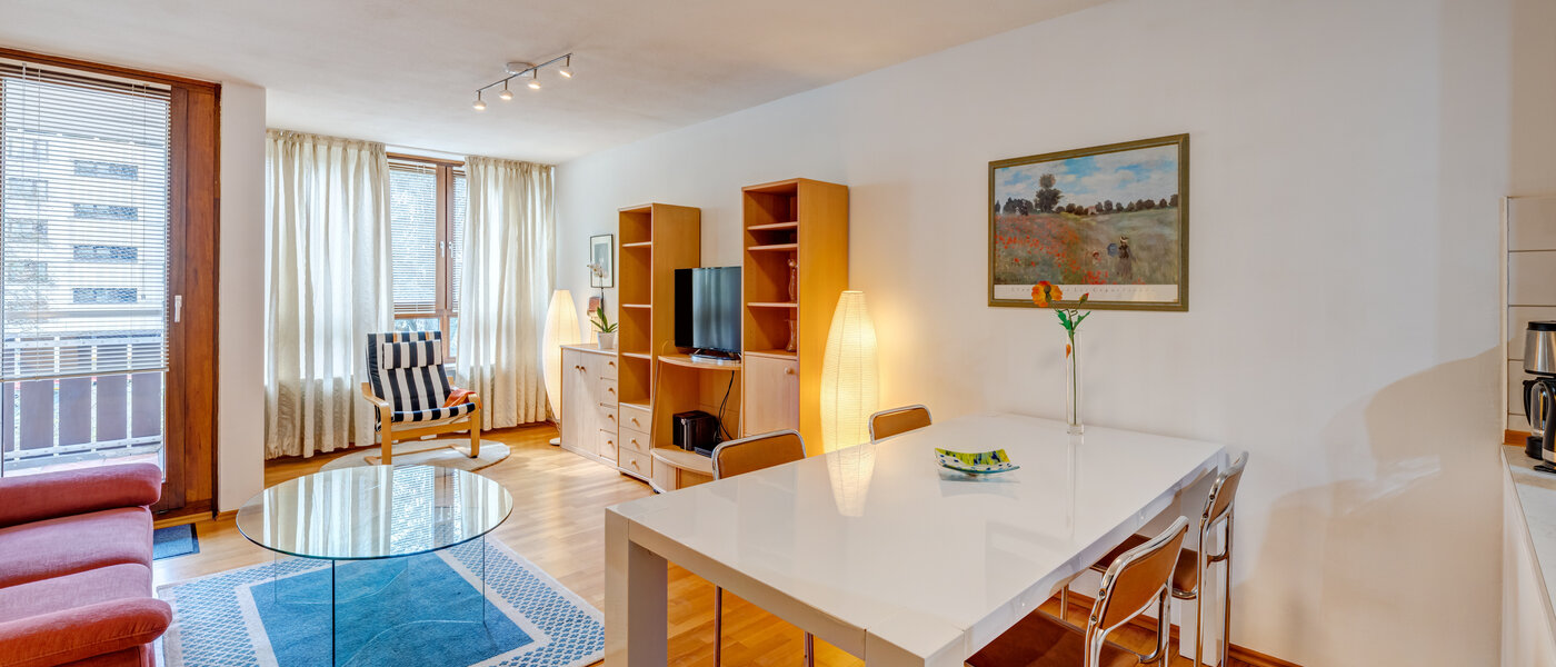 플랫 München Haidhausen 02 거실 공간 5180