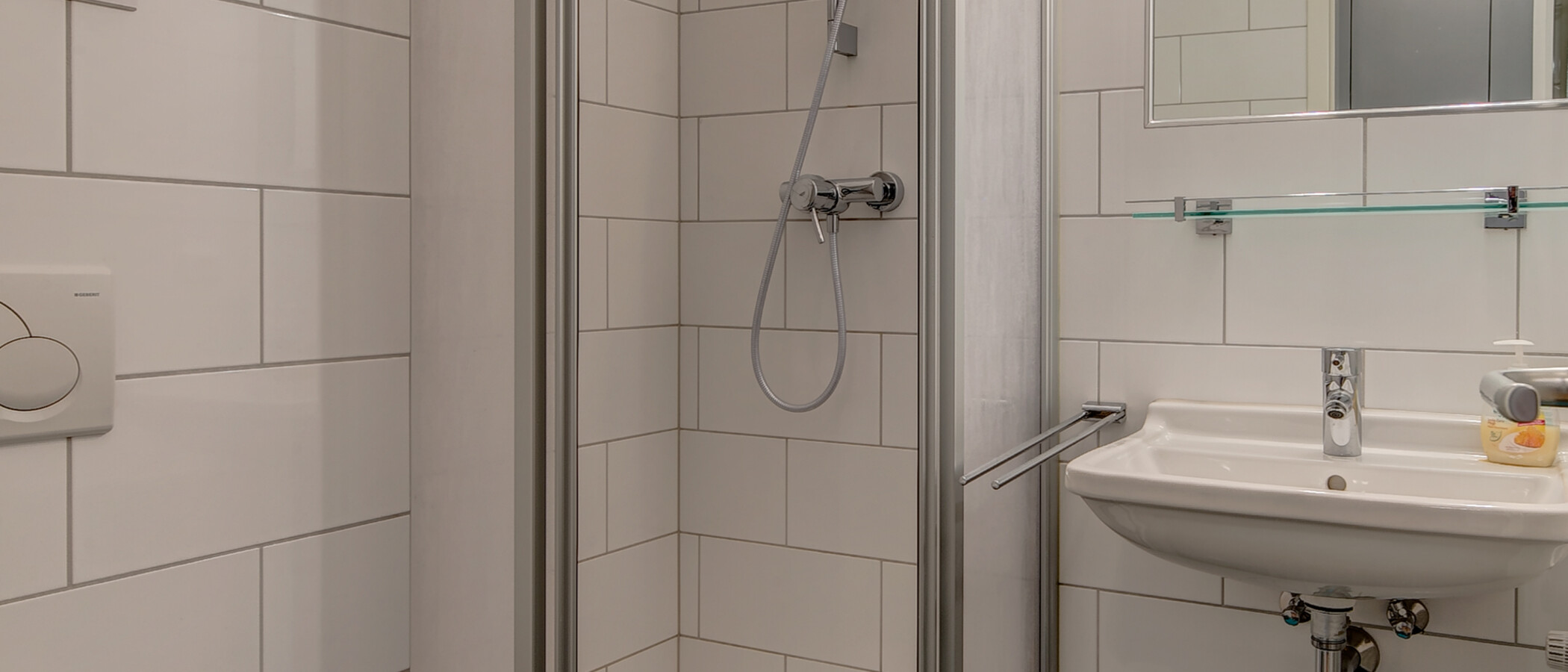 Lapos München Schwabing (rechts der Leopoldstraße) 02 Fürdőszoba 5202