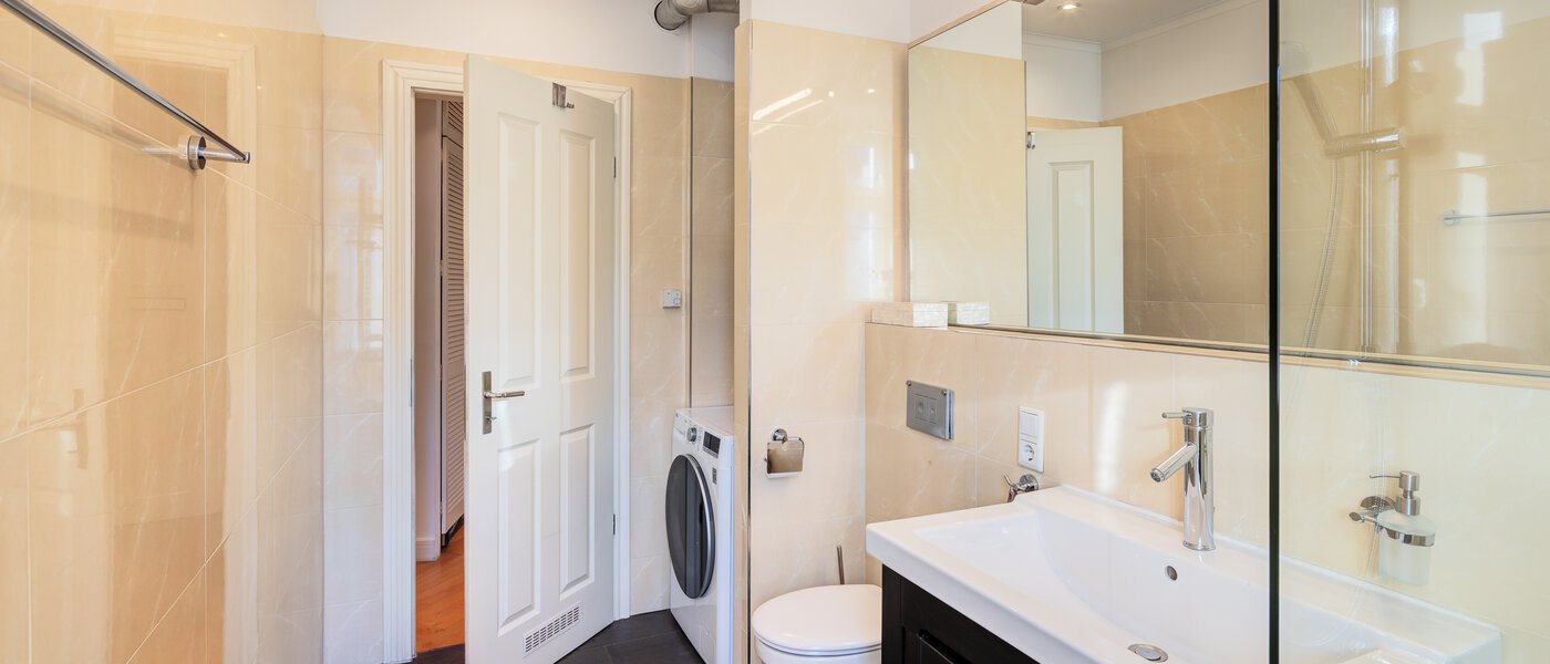 Flad München Neuhausen 02 Badeværelse 5216