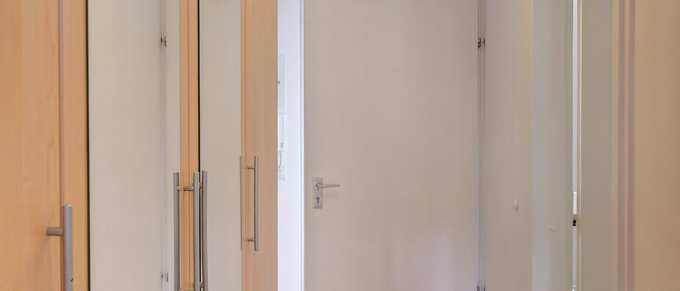 Ploché München Olympiadorf 02 Chodba/chodba 5242