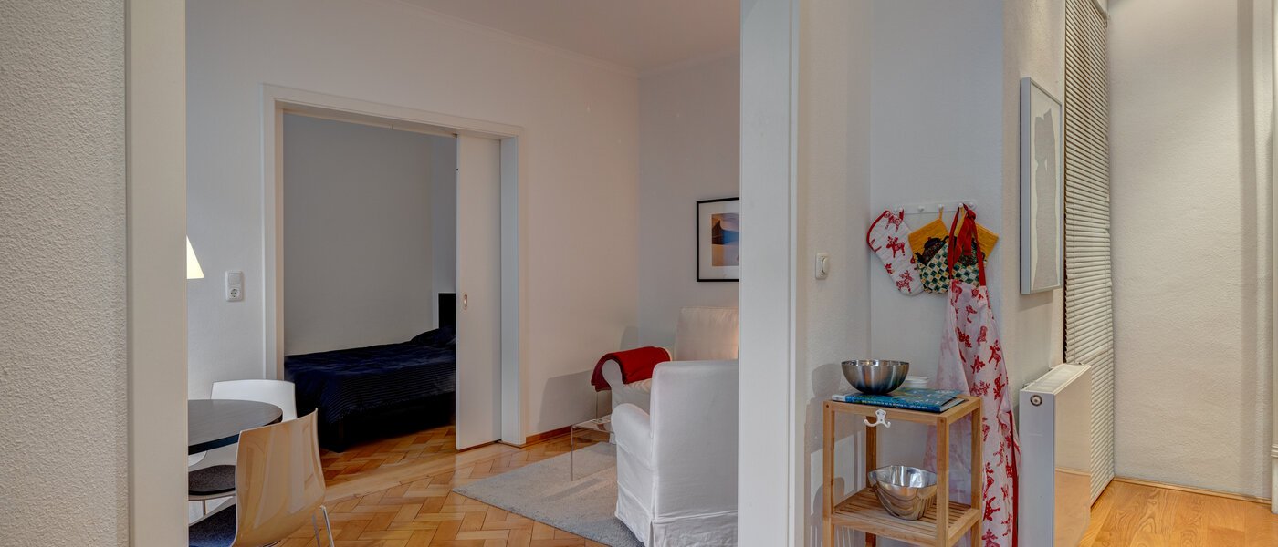 Ravna stran München Giesing 03 Kuhinja 5270