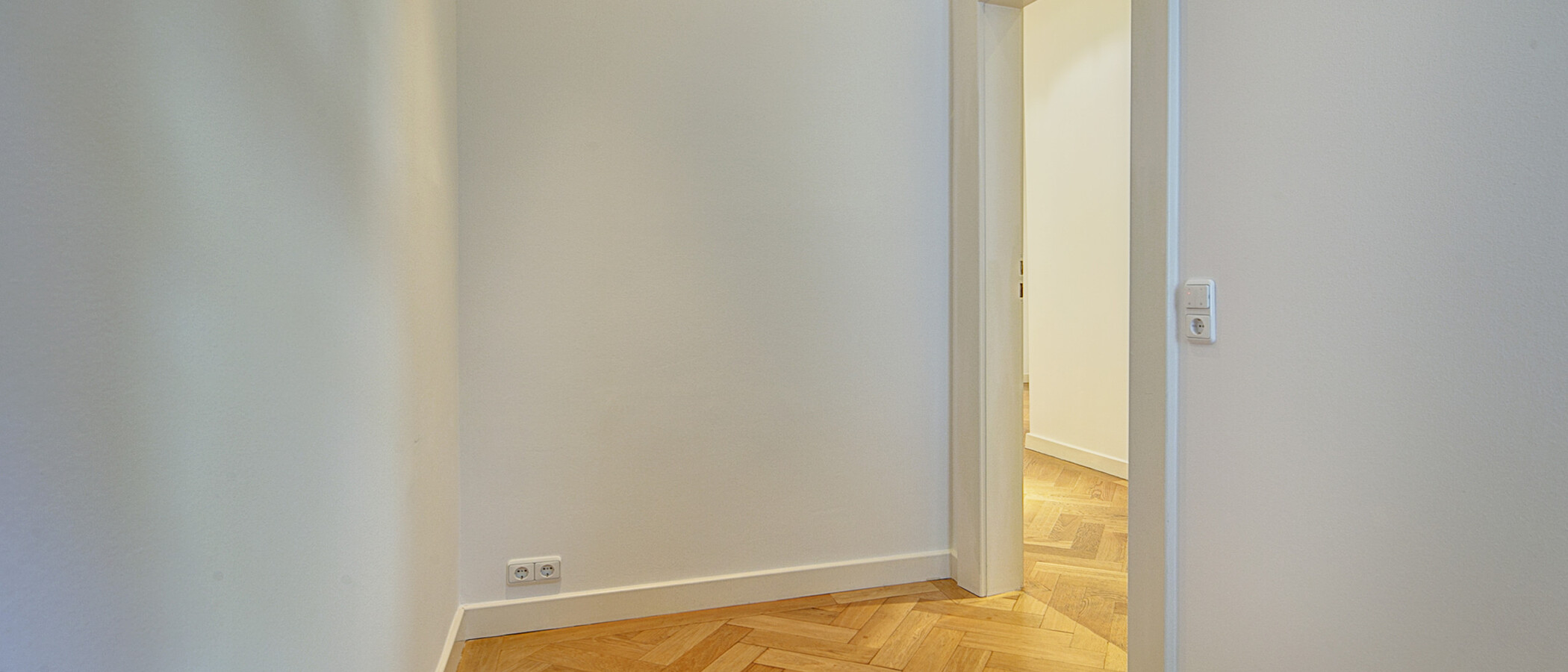 Ploché München Schwabing-West (rund um den Hohenzollernplatz) 02 Kancelářské prostory 5273