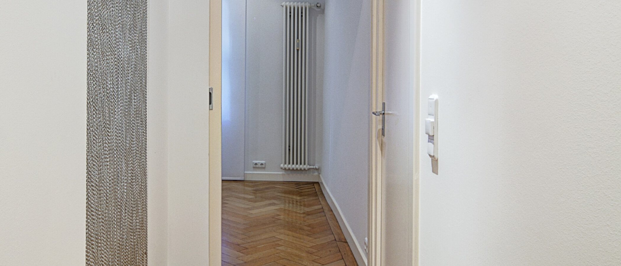 Ploché München Schwabing-West (rund um den Hohenzollernplatz) 05 Chodba/chodba 5273