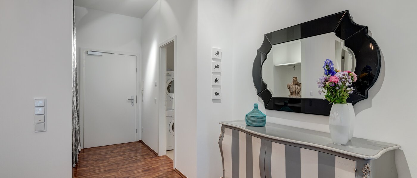 Ravna stran München Isarvorstadt 02 Koridor/hodnik 5280