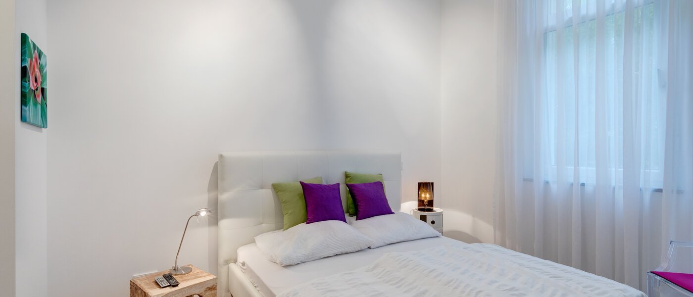 Ravna stran München Isarvorstadt 01 Spalnica 5280