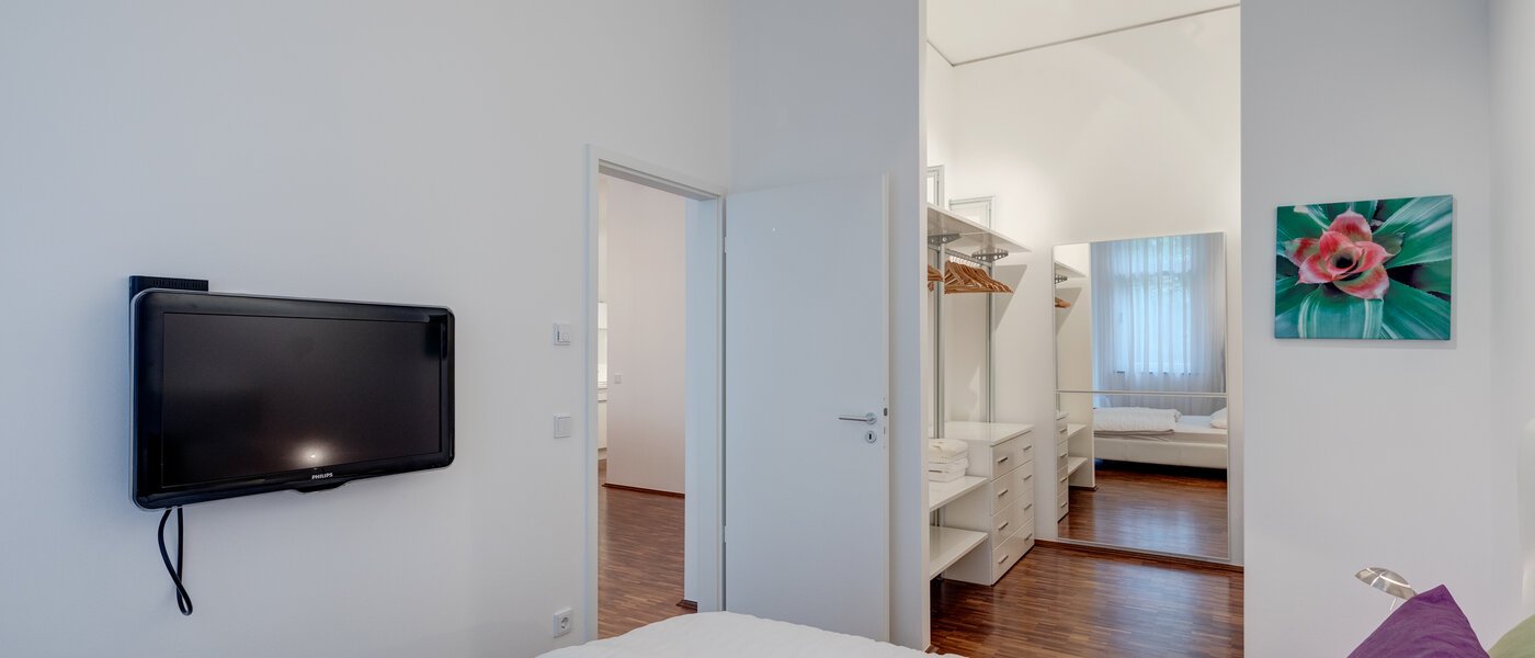 Ravna stran München Isarvorstadt 03 Spalnica 5280