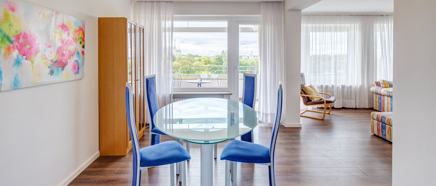 Flad München Bogenhausen 02 Spiseplads 53