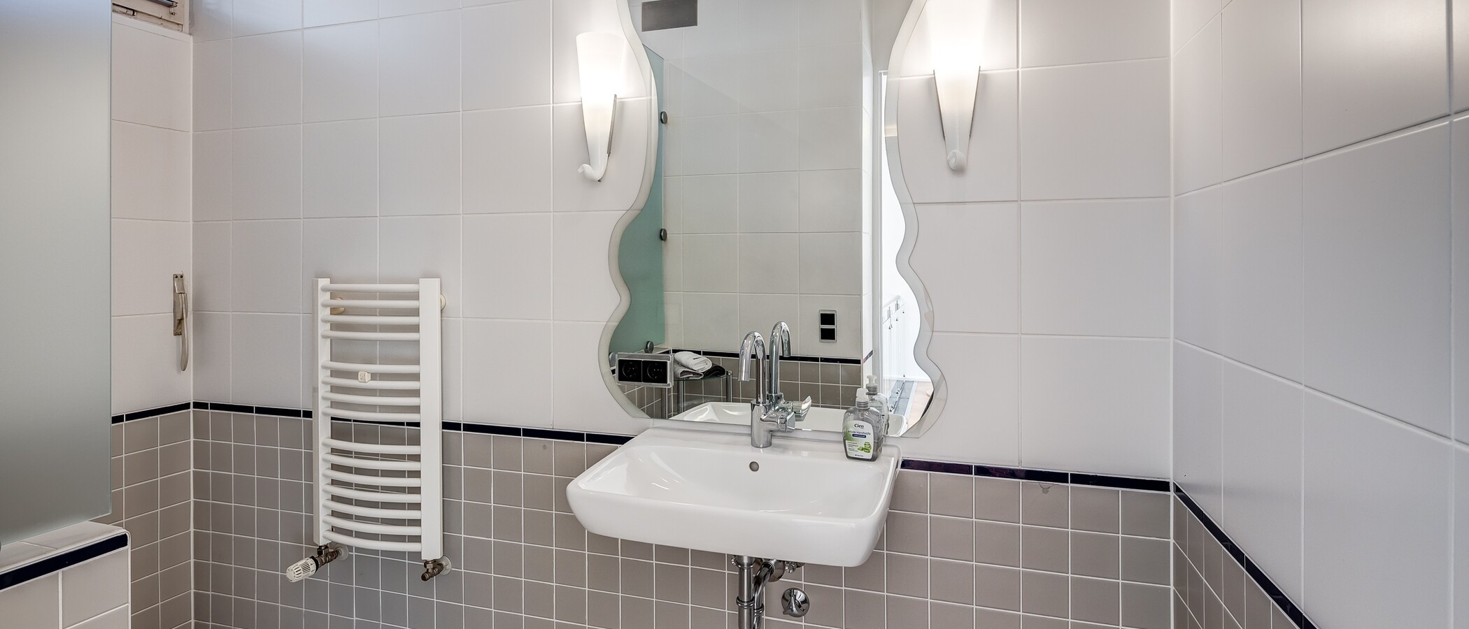 Rodinný dům München Obermenzing 01 WC pro hosty 5436