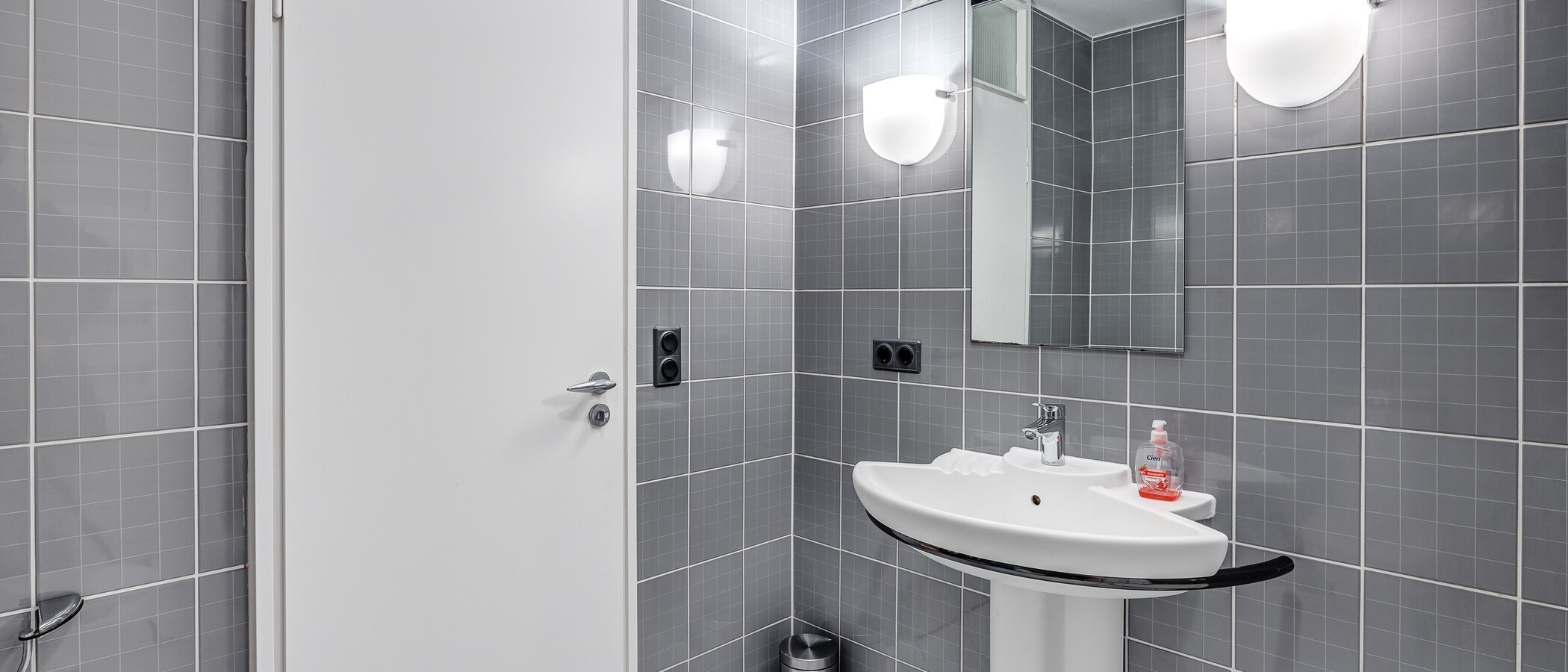 Rodinný dům München Obermenzing 02 4. koupelna 5436
