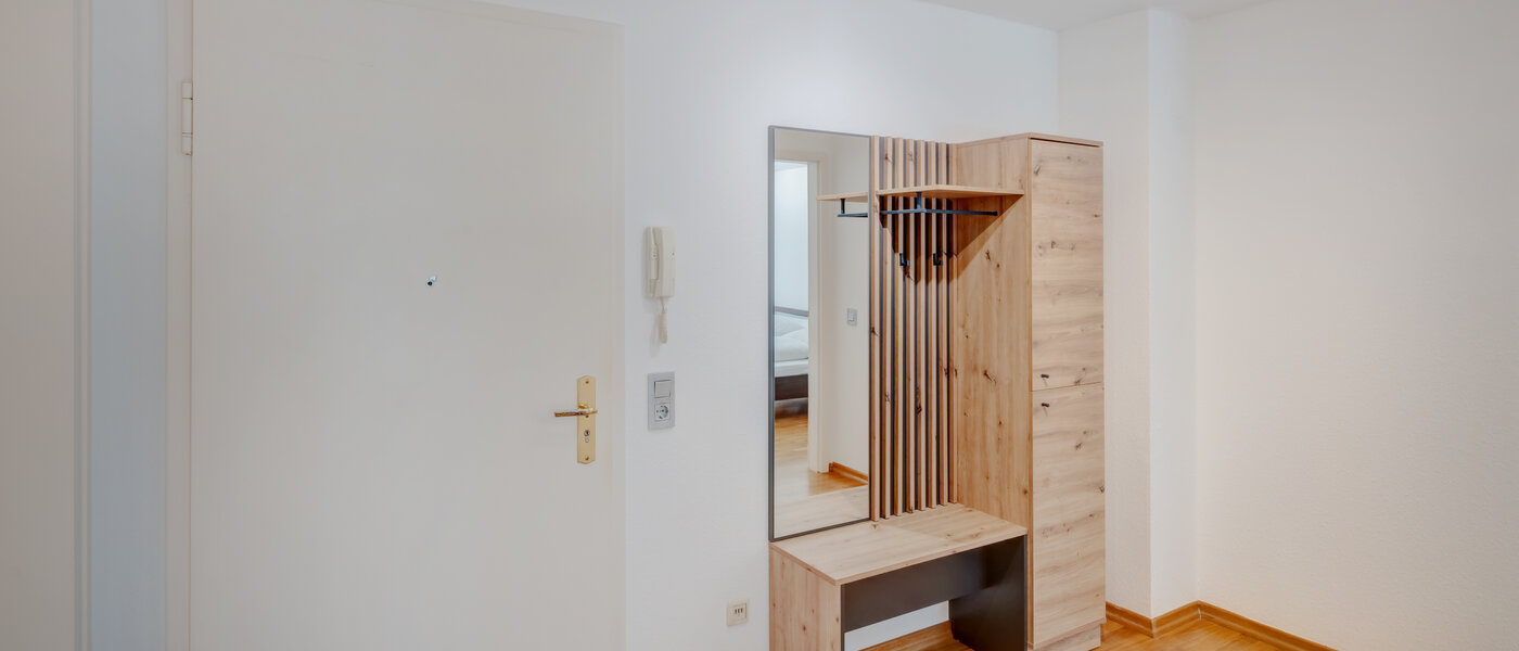 Ploché München Schwabing-West 02 Chodba/chodba 5478