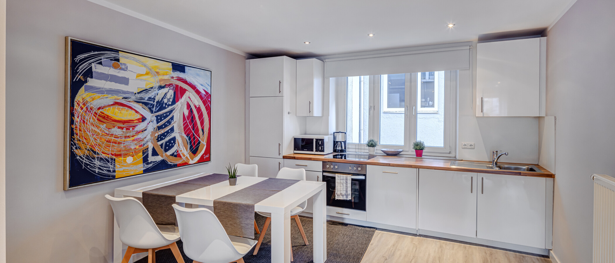 Lapos München Schwabing-Nord (zw. Leopoldstraße & Englischen Garten) 02 Konyha 5559