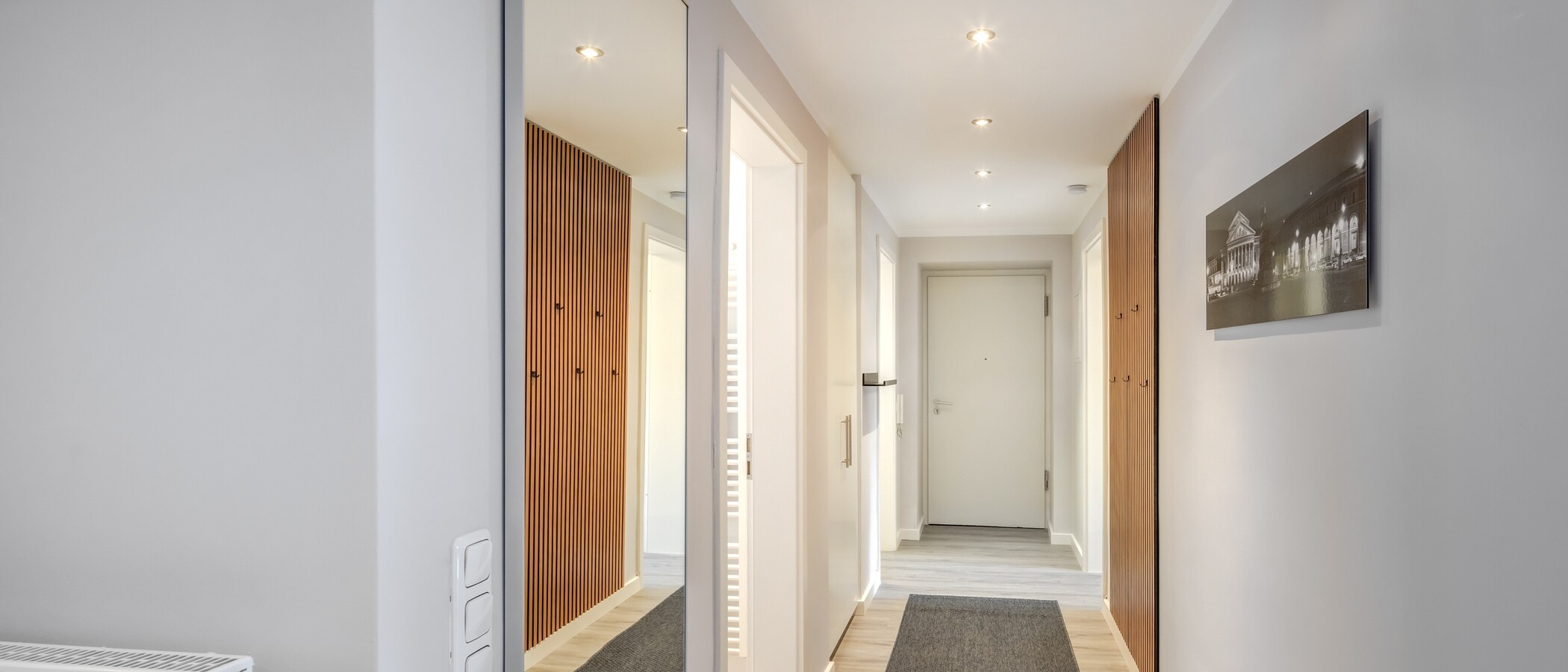 Lapos München Schwabing-Nord (zw. Leopoldstraße & Englischen Garten) 01 Folyosó/folyosó 5559