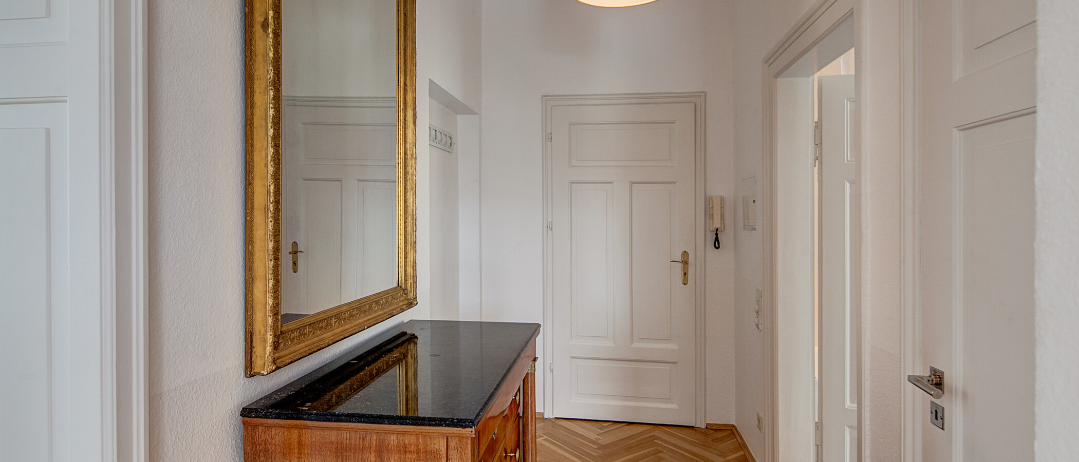 플랫 München Schwabing (links der Leopoldstraße) 02 복도/복도 556