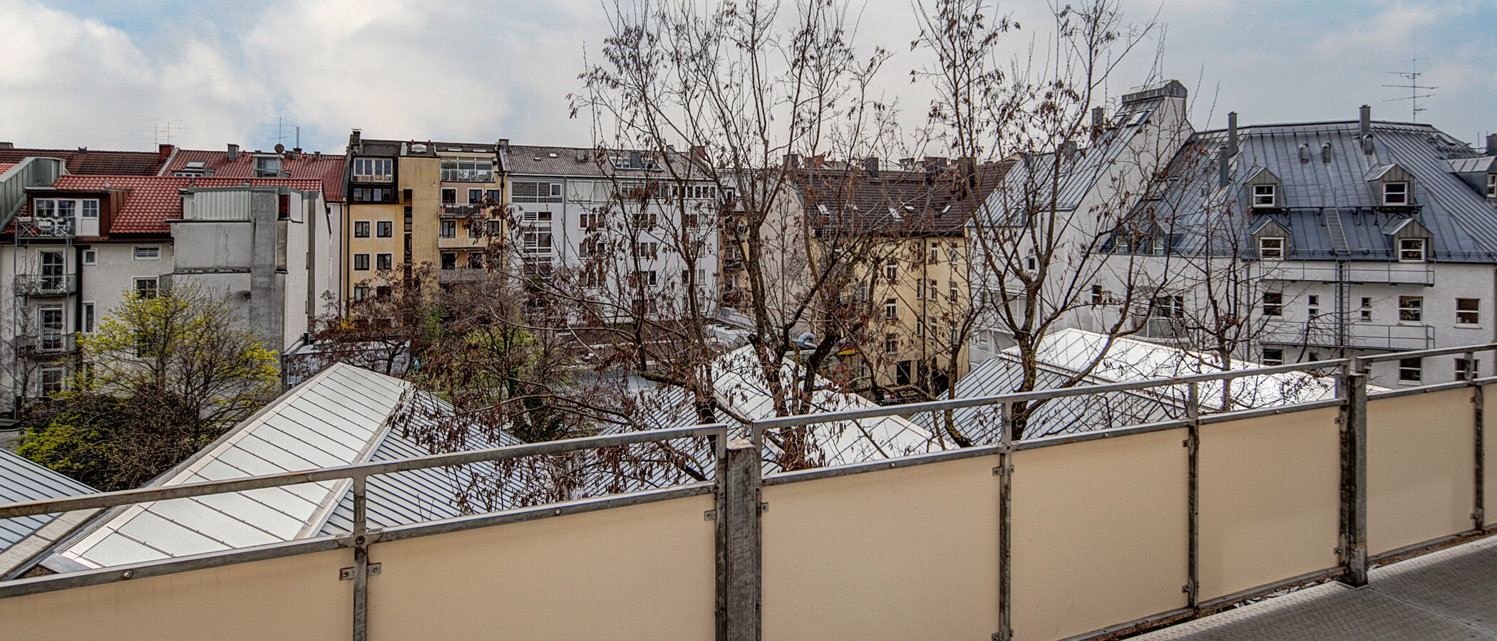 플랫 München Schwabing (links der Leopoldstraße) 01 테라스 556