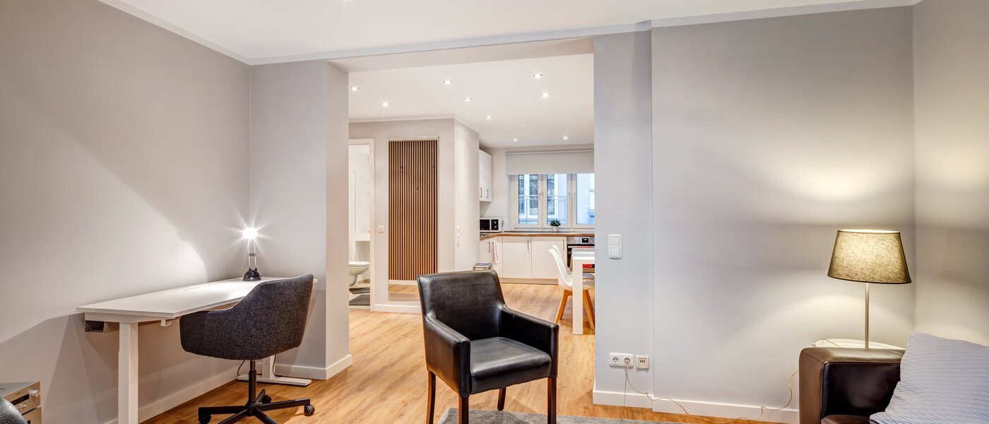 Lapos München Schwabing-Nord (zw. Leopoldstraße & Englischen Garten) 03 Nappali 5560