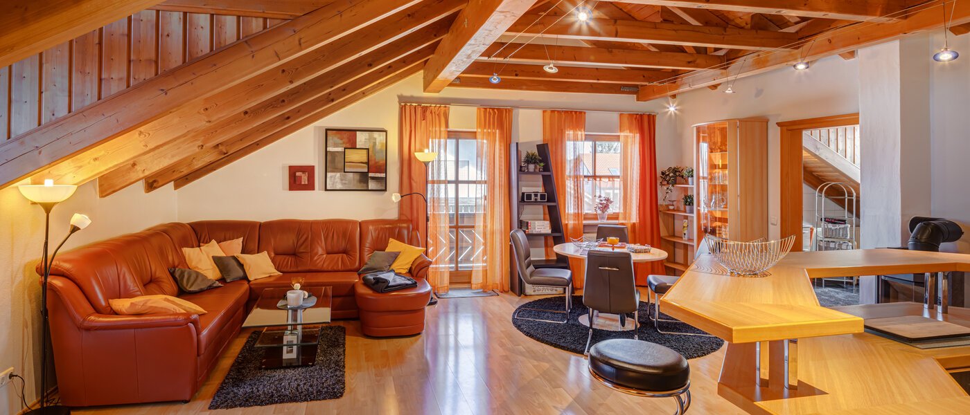 Podstrešno stanovanje München Am Hart 01 Dnevni prostor 5630