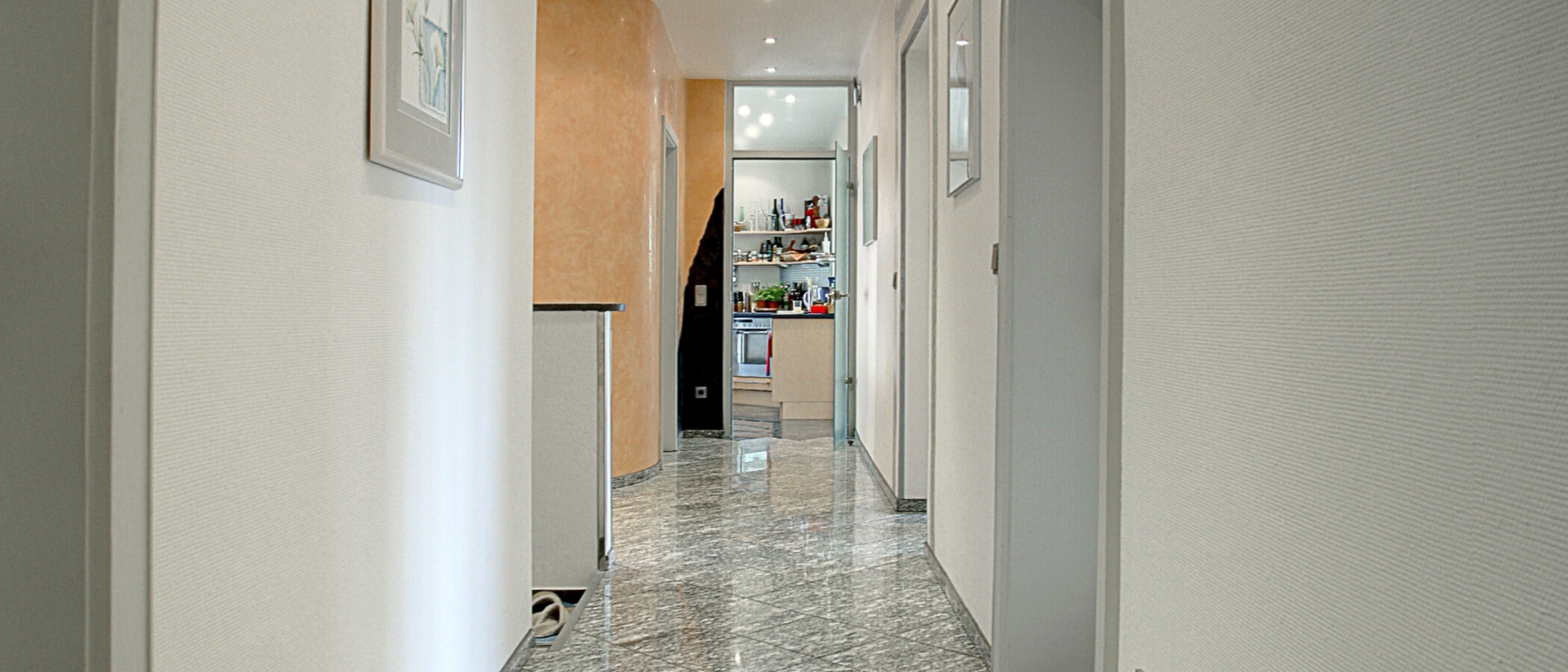 Apartamento com jardim Baierbrunn 02 Corredor/passagem 5633
