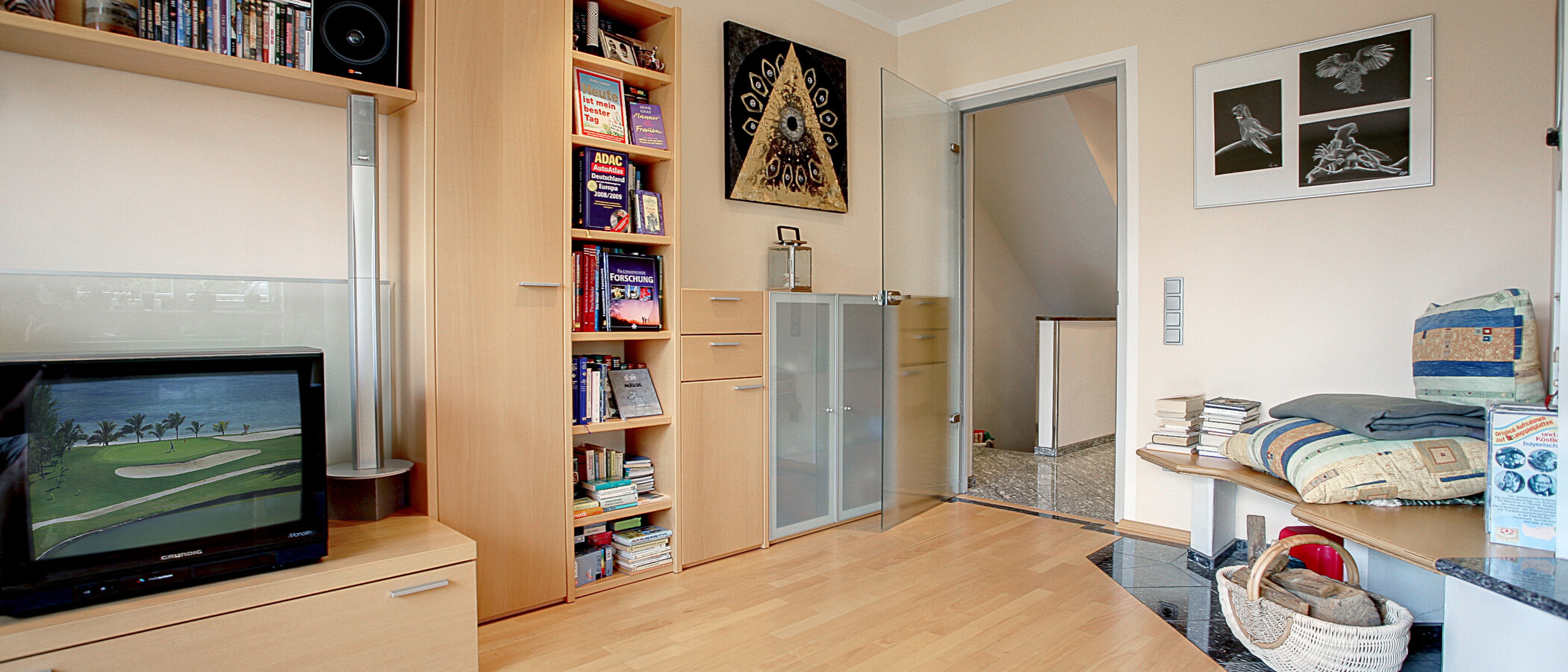Apartamento com jardim Baierbrunn 03 Área de estar 5633