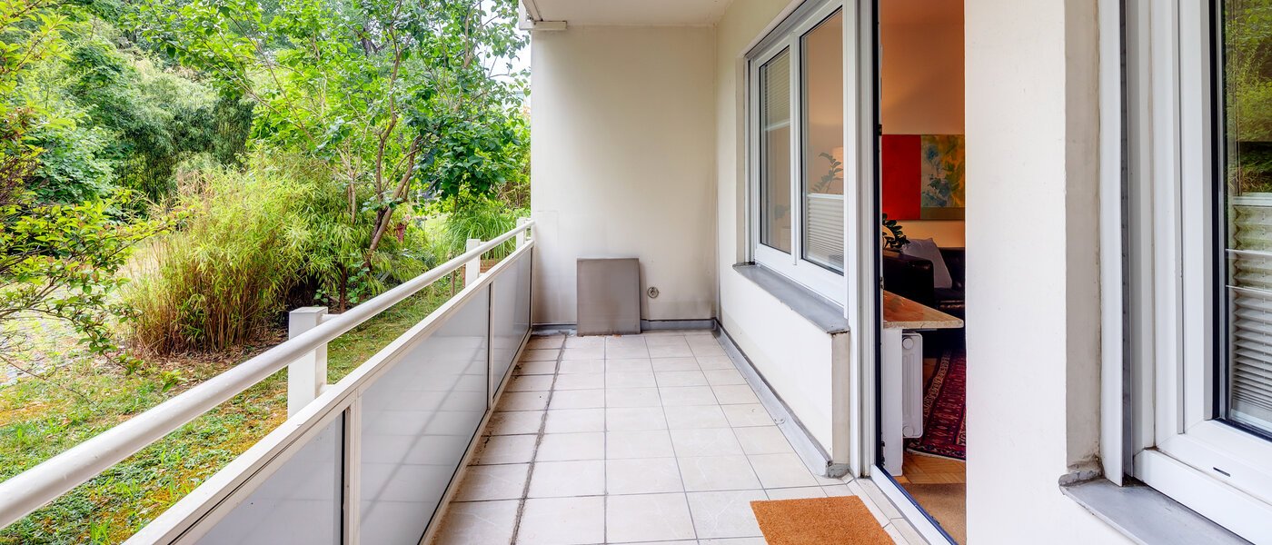 Flad München Schwabing-Nord (zw. Belgrad- & Leopoldstraße) 03 Balkon 565