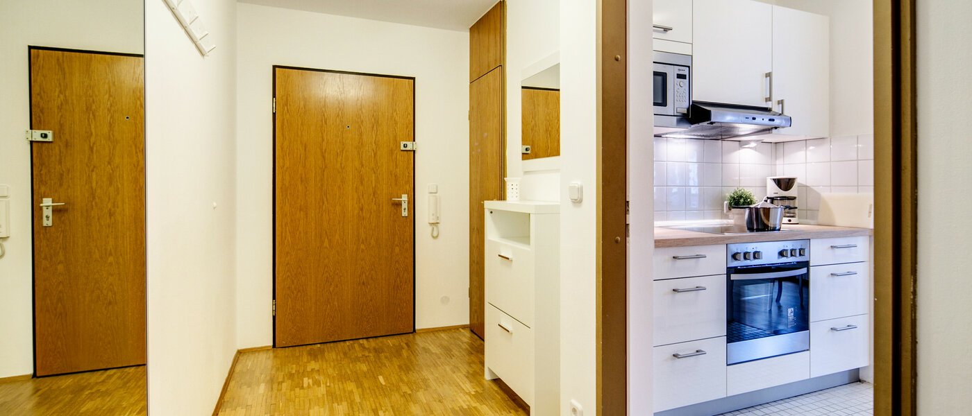 Ravna stran München Maxvorstadt - Westen 02 Koridor/hodnik 572