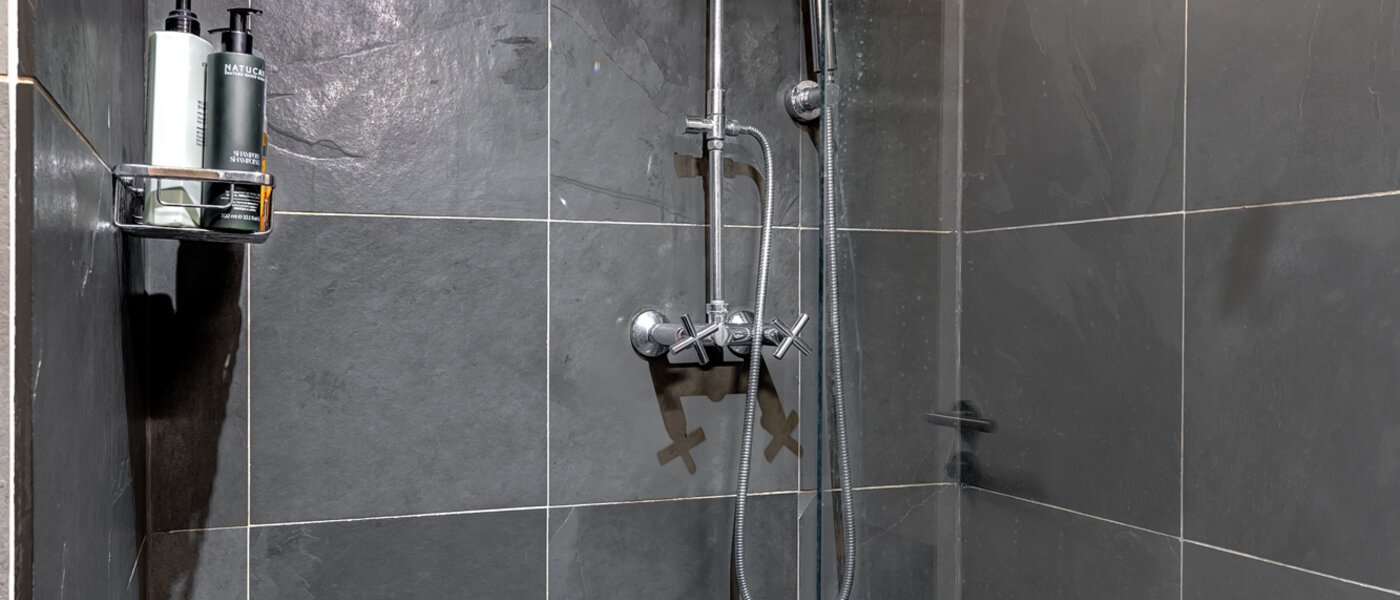 Ploché München Glockenbachviertel 01 Koupelna 5802