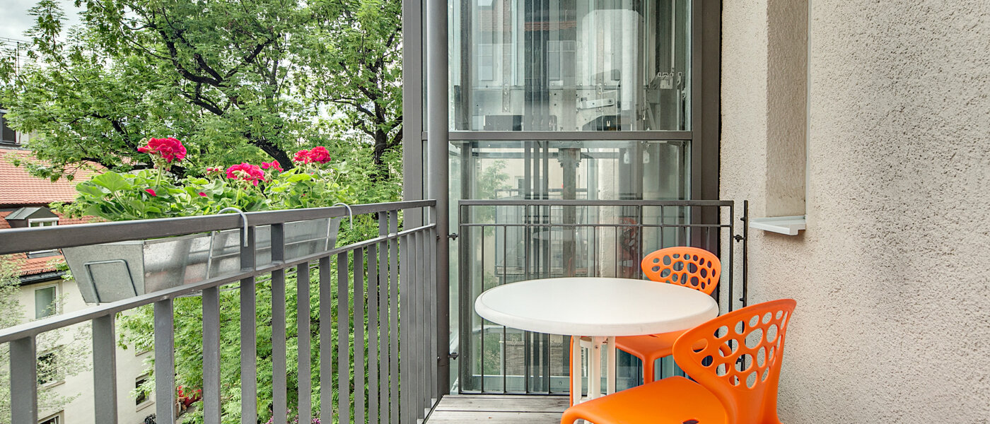 Düz München Schwabing-West (rund um den Bonner Platz) 01 Balkon 5818