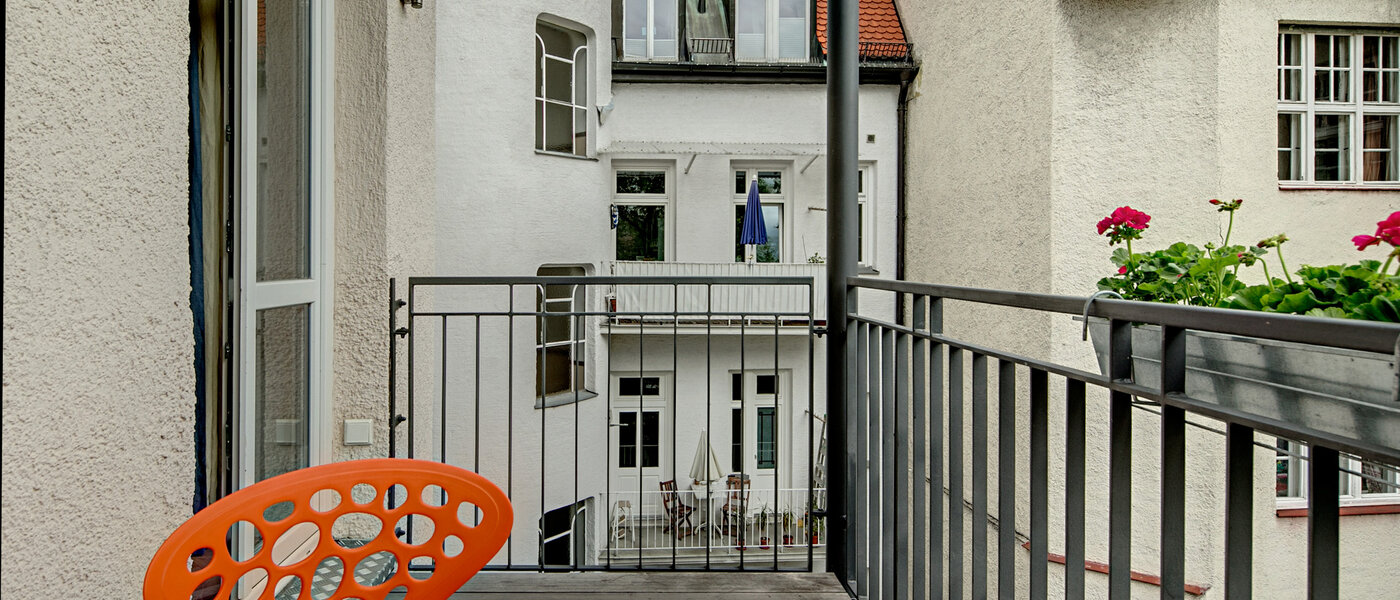 Düz München Schwabing-West (rund um den Bonner Platz) 03 Balkon 5818