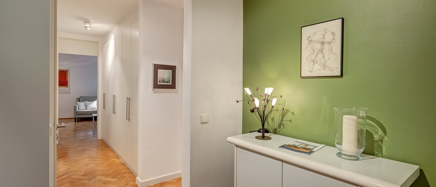 Flat München Bogenhausen 02 Korridor/gang 5866