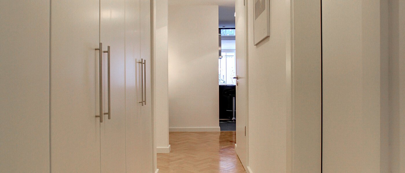 Flat München Bogenhausen 05 Korridor/gang 5866