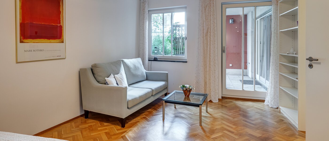 Flat München Bogenhausen 02 Soverom 5866