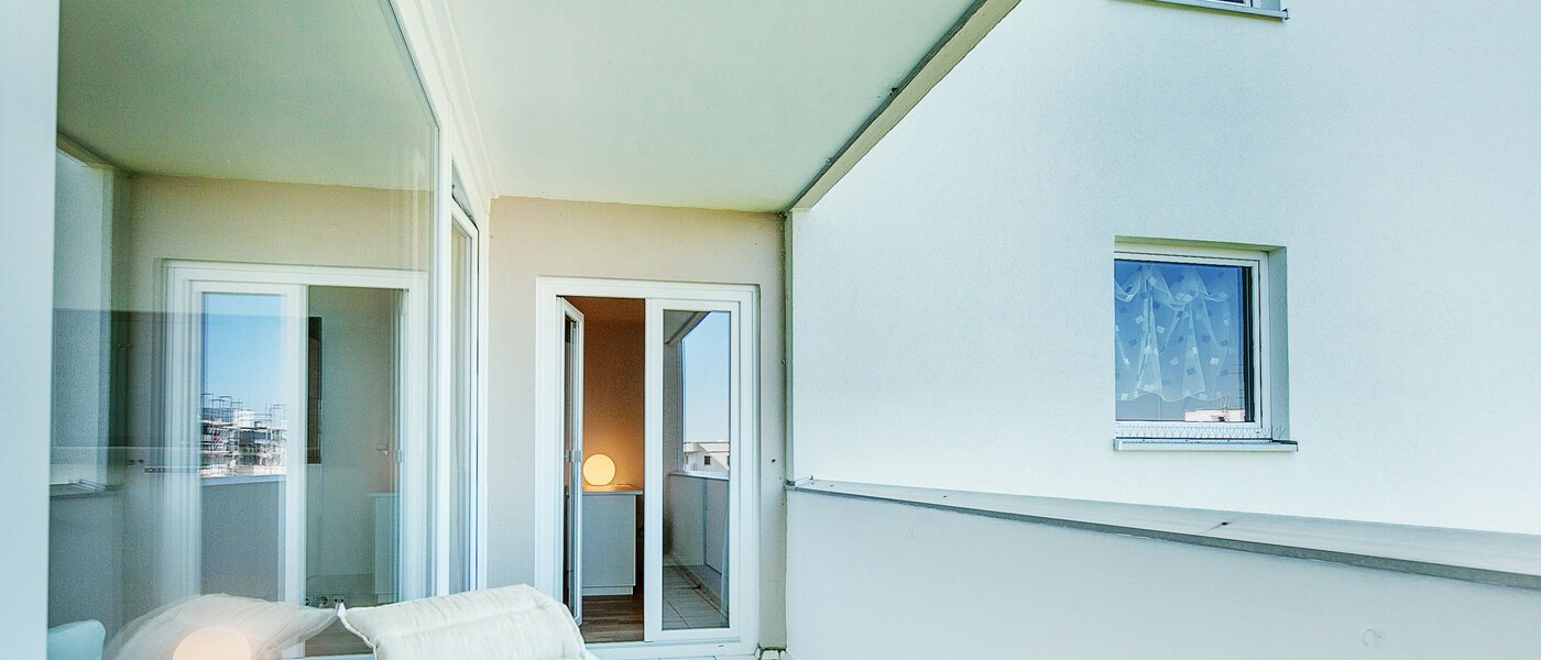 Platt München Moosach 01 Balkong 591