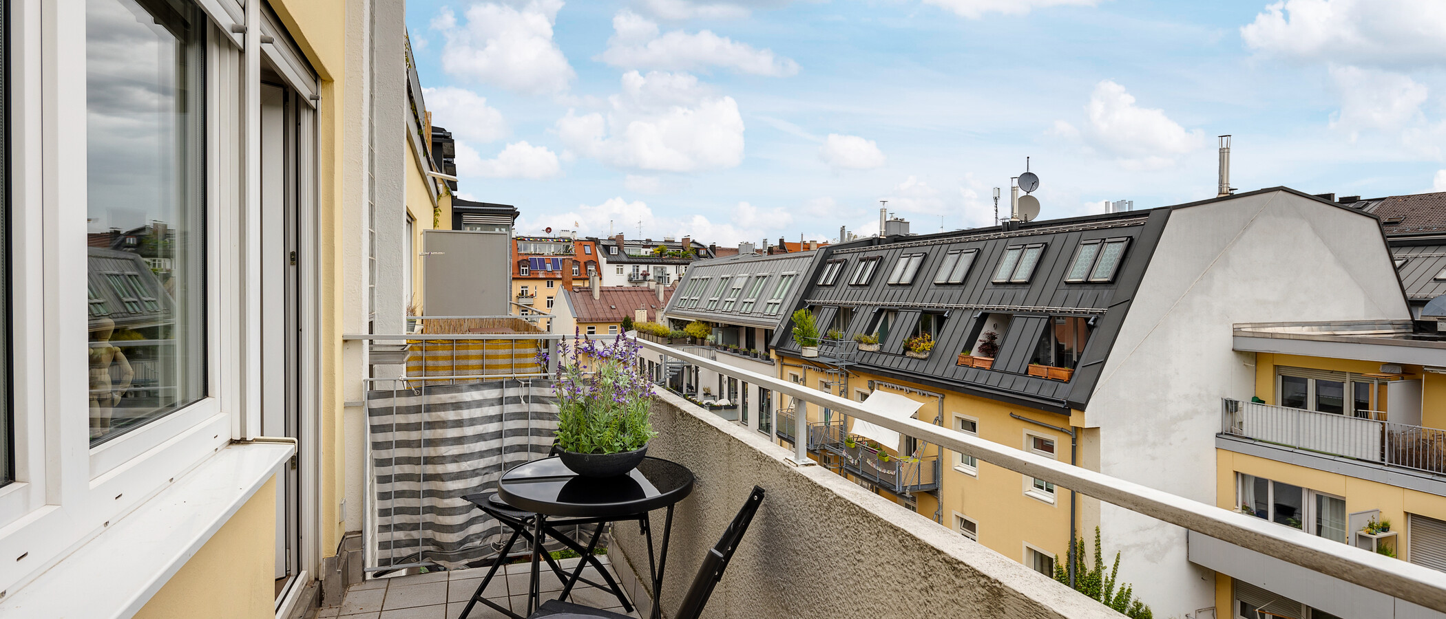 Ploché München Glockenbachviertel 02 Balkon 5936