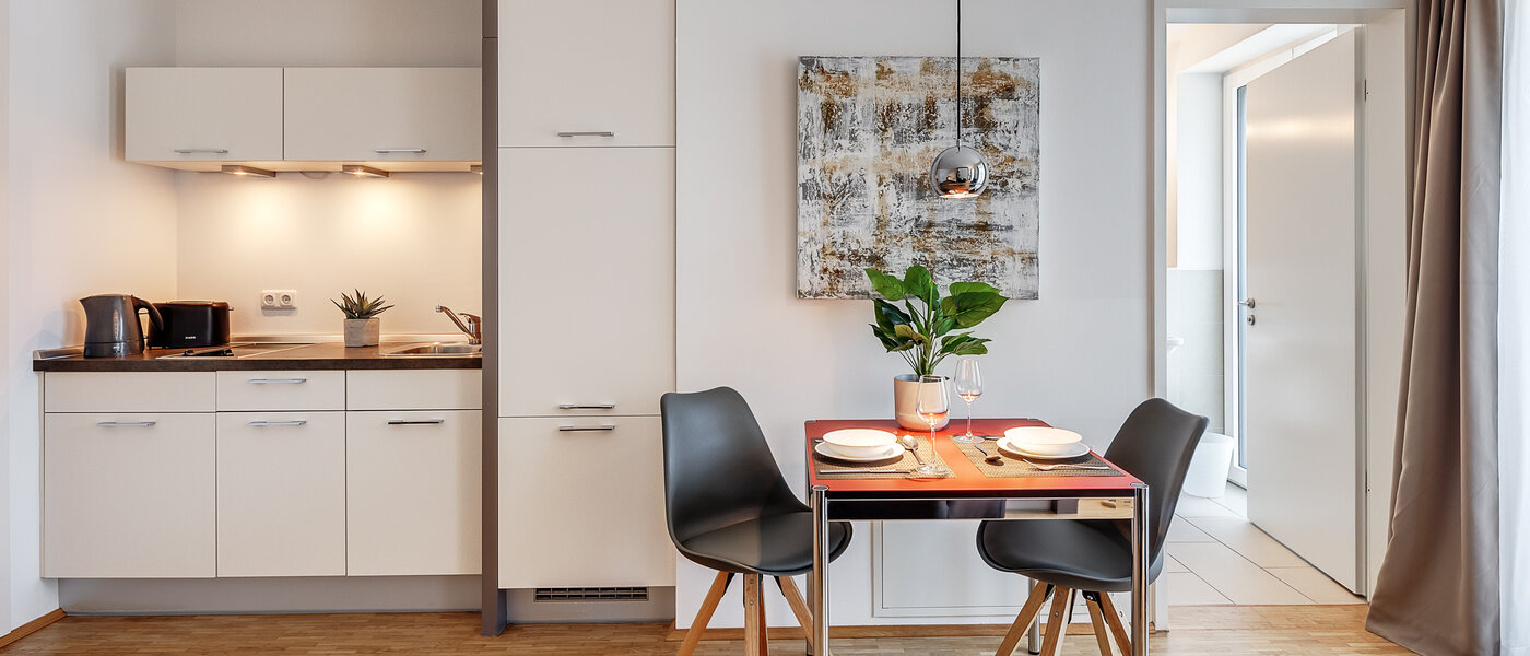 Ravna stran München Großhadern 02 Dnevni prostor 5979