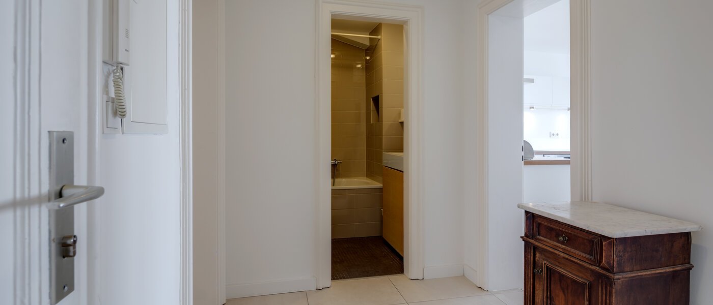 Плоский München Schwabing 02 Коридор/передпокій 5987