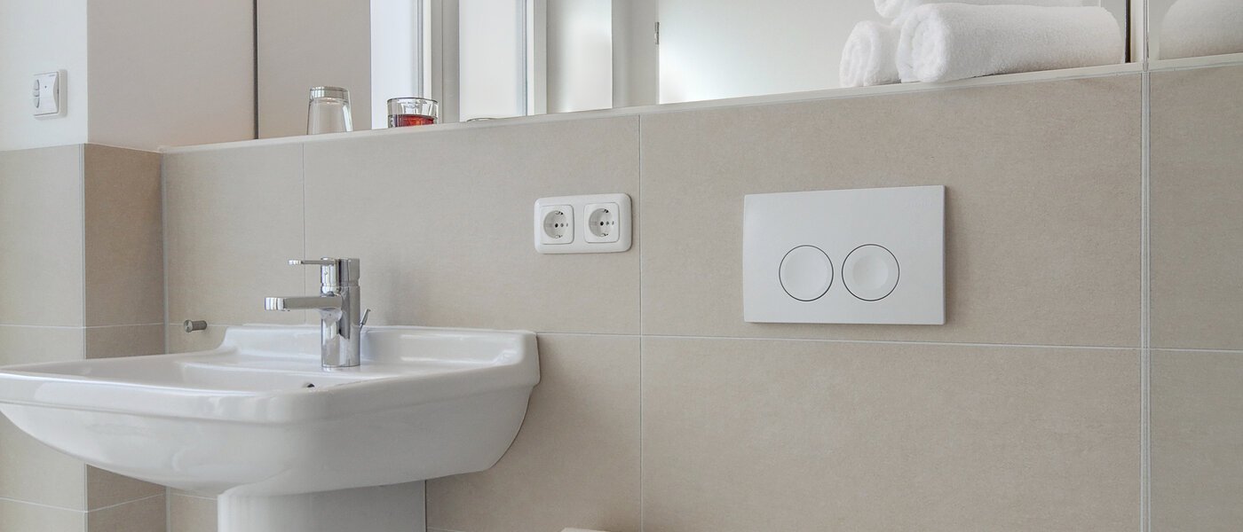 Ploché München Großhadern 01 Koupelna 5999