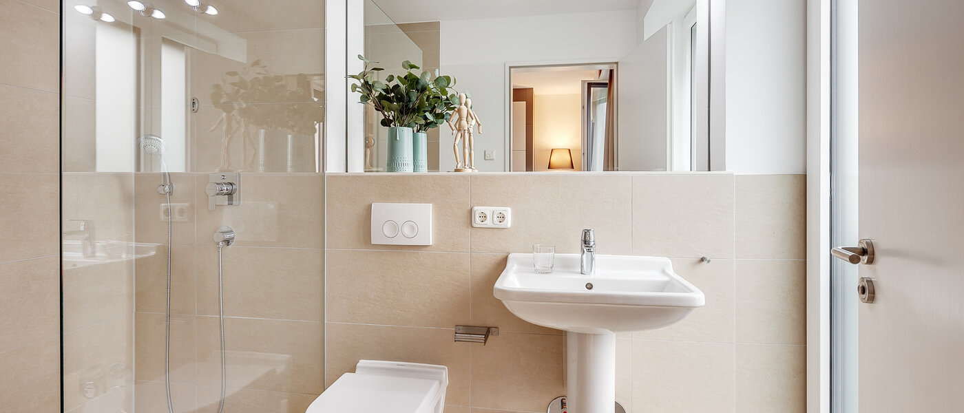 Ploché München Großhadern 01 Kúpeľňa 6003