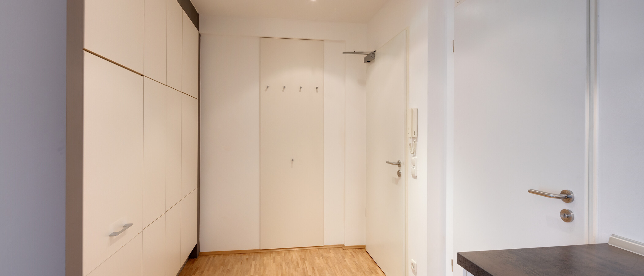 Ravna stran München Großhadern 01 Koridor/hodnik 6004