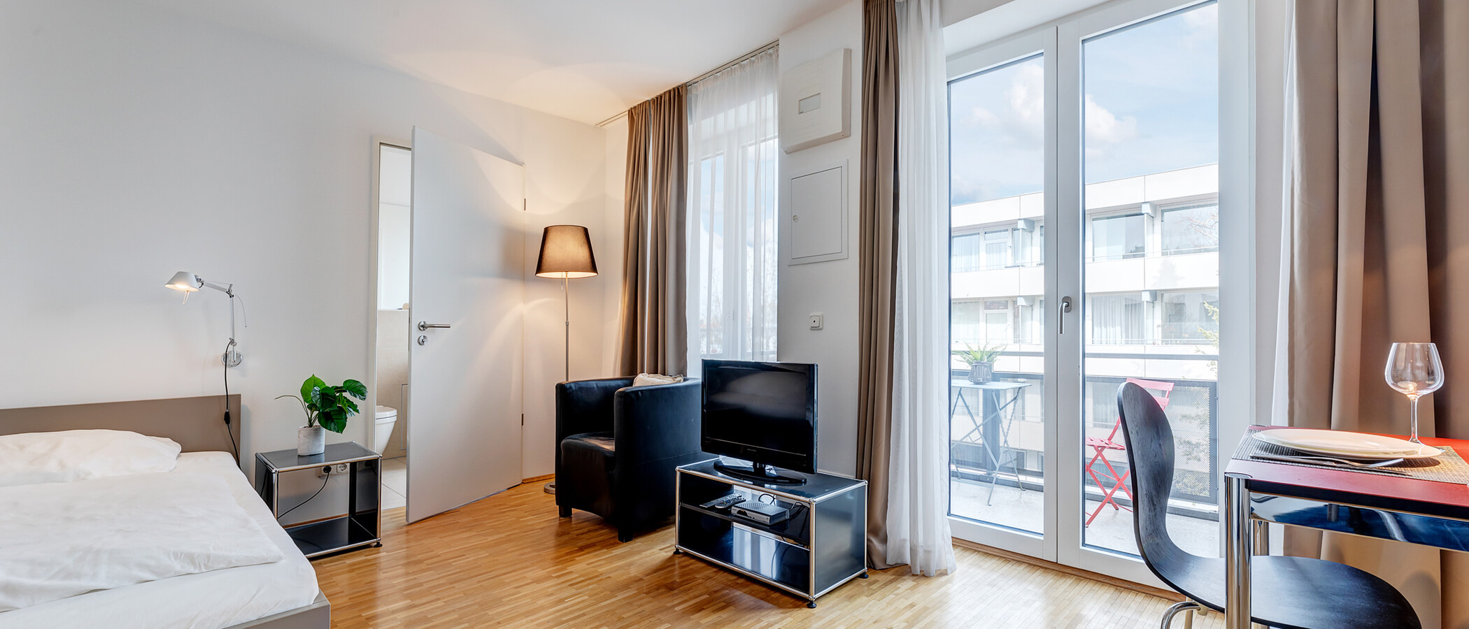 Ploché München Großhadern 01 Obývacia časť 6006