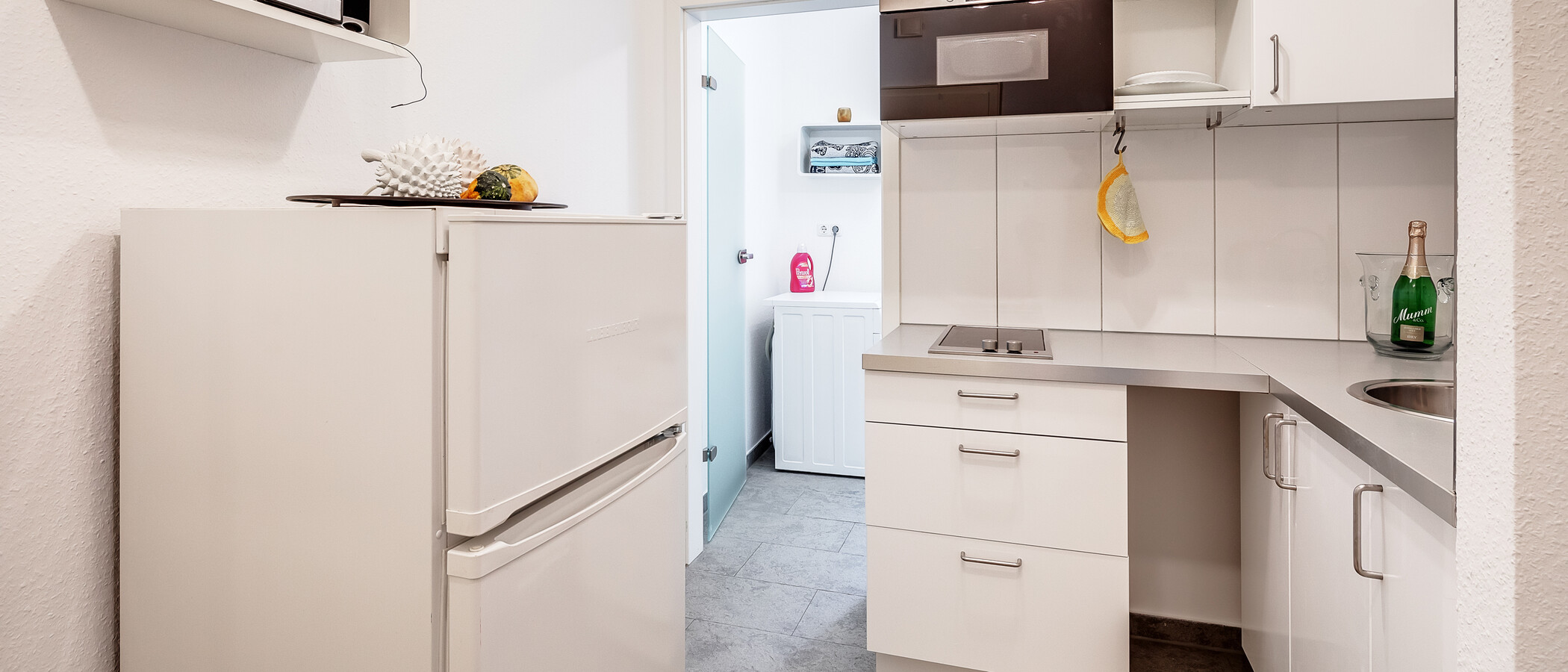 Lapos München Schwabing-West (rund um den Hohenzollernplatz) 02 Konyha 6071