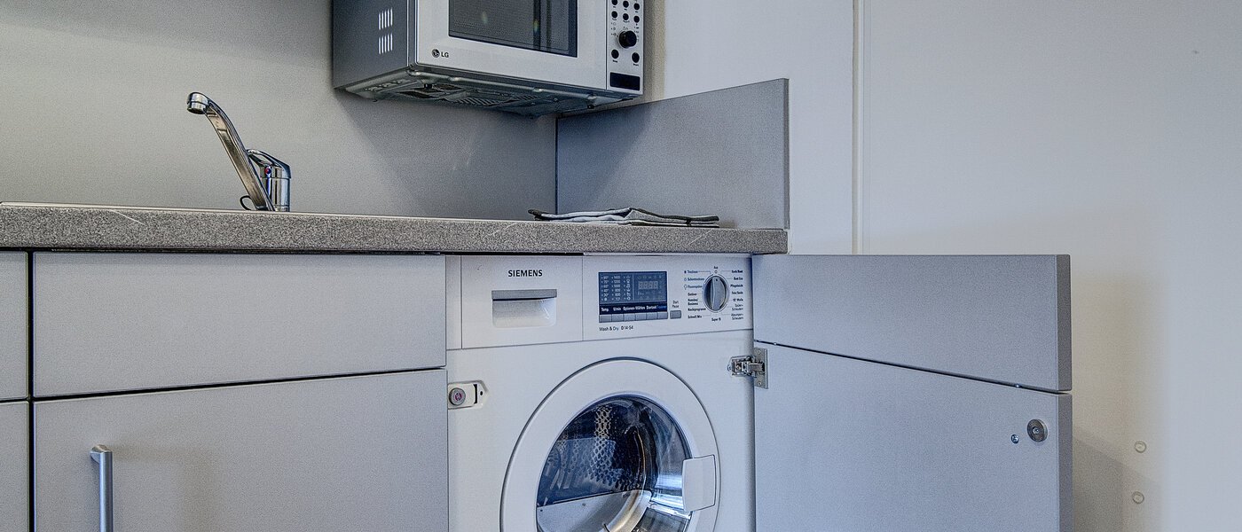 Ravna stran München Arabellapark 02 Kuhinja 6126