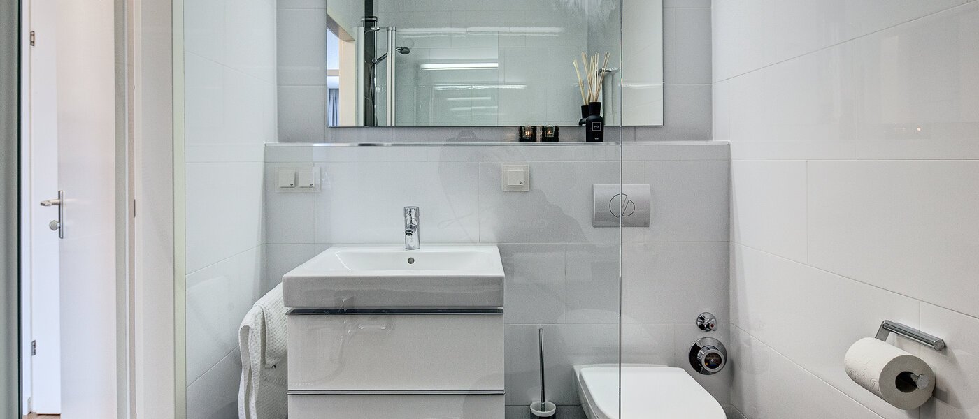 Ploché München Arabellapark 01 Kúpeľňa 6126