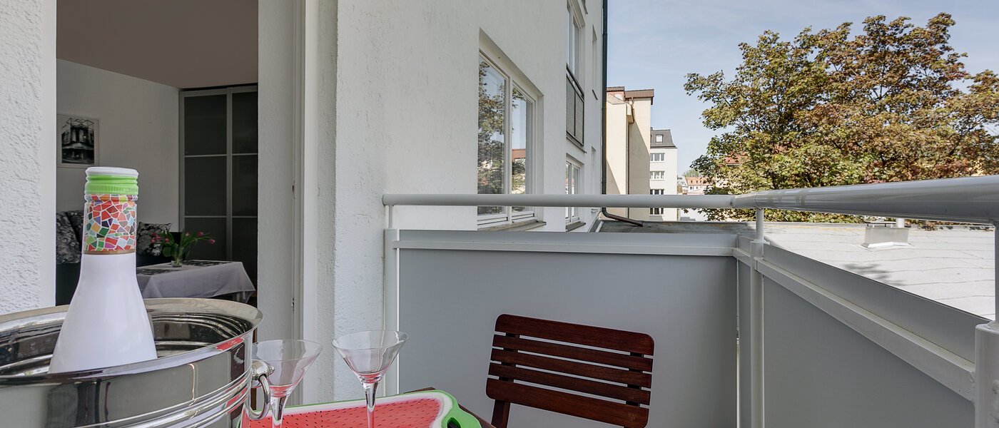Ravna stran München Maxvorstadt - Universitätsviertel 02 Balkon 6205