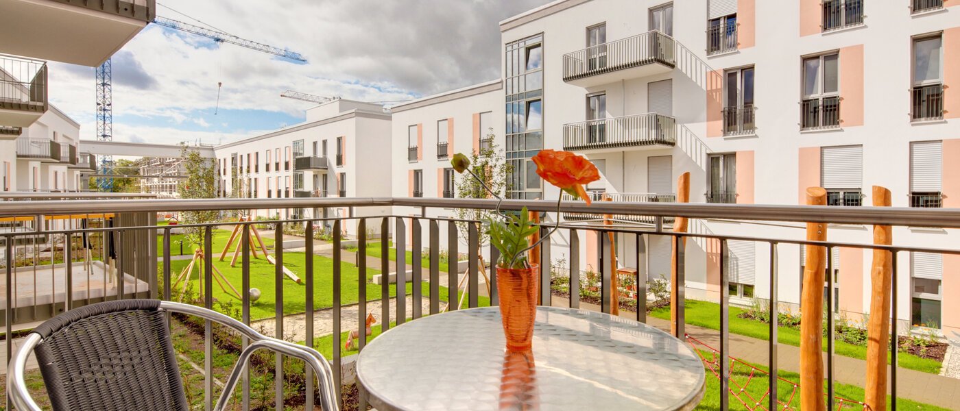 Platt München Schwabing-Nord (zw. Belgrad- & Leopoldstraße) 02 Balkong 6335