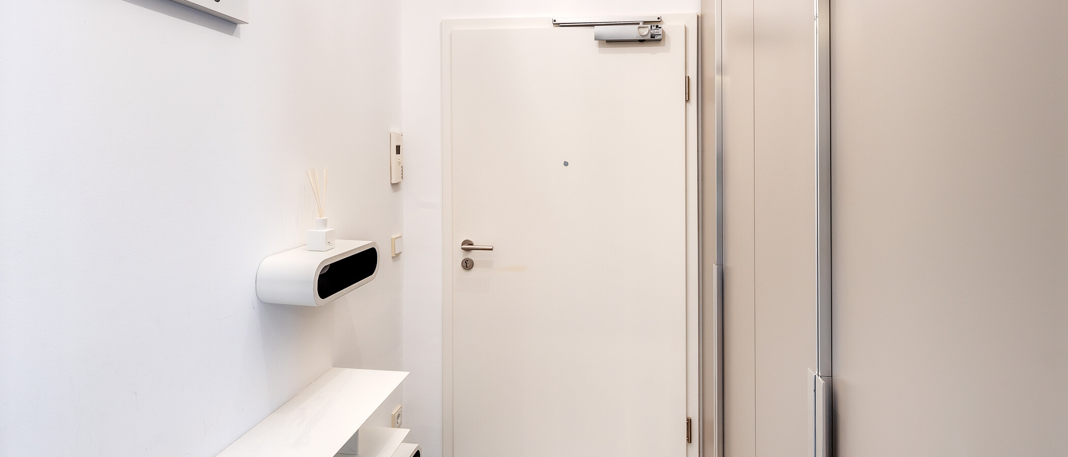 Ploché München Glockenbachviertel 01 Chodba/priestor 6366