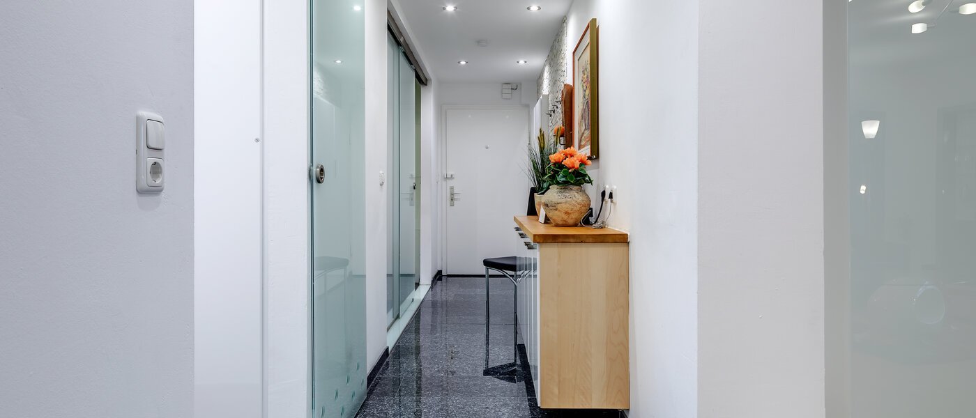 Плосък München Maxvorstadt - Universitätsviertel 04 Коридор/ коридор 6407