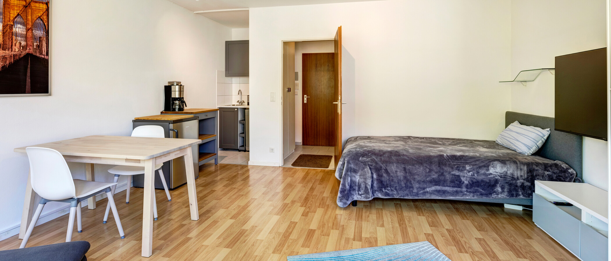 Lapos München Neuhausen 04 Nappali 6444